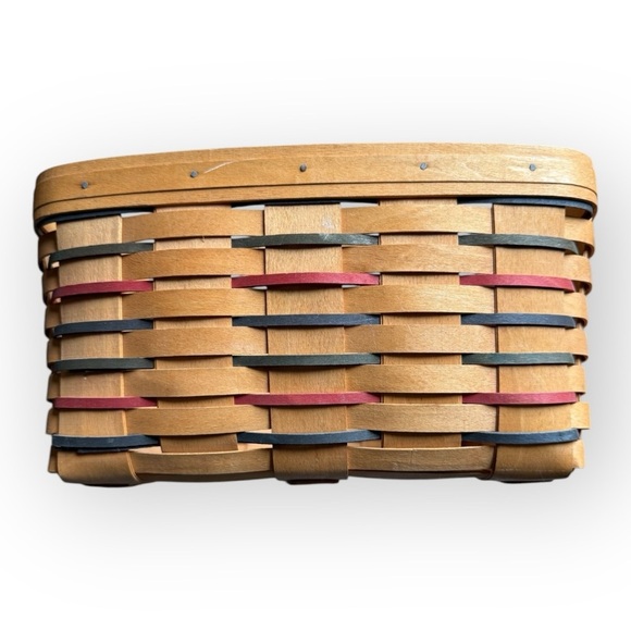 Longaberger 1998 12" x 12" Cake Basket W/ Protector & Wooden Lid - Picture 12 of 15